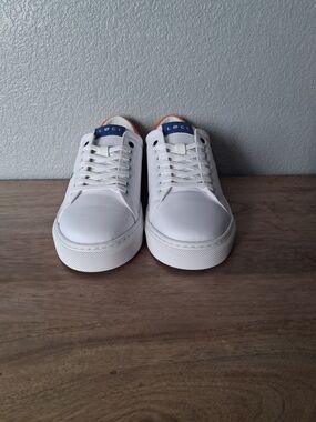 Loci White Low-Top Sneakers with Blue Heel Tab and Orange Accent. No Box